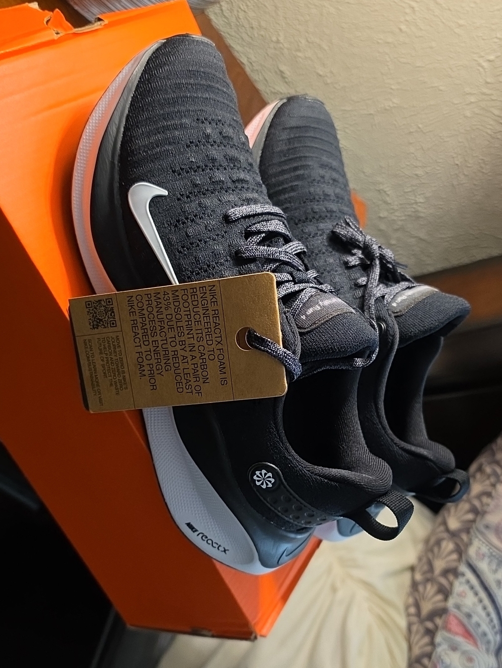 Women's Nike Reacts Infinity Run 4 Black & White Flyknit Running Shoes 9W/7.5M